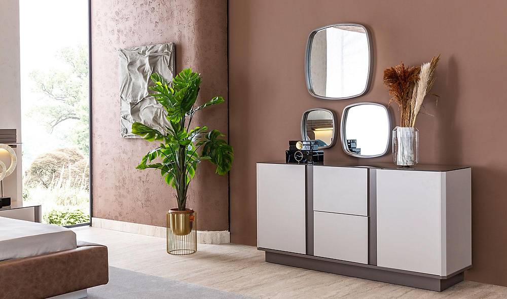 Quantum Dresser