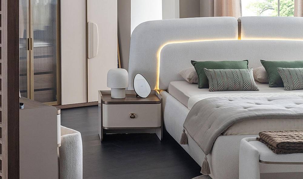 Tevalli Base Bedstead and Headboard