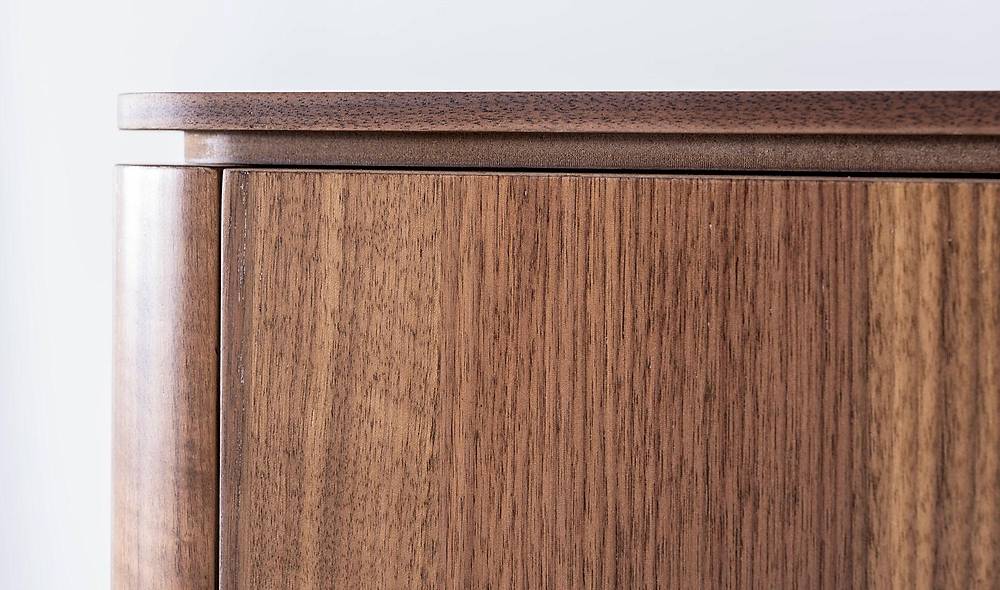 Nuga Capped Buffet Bar