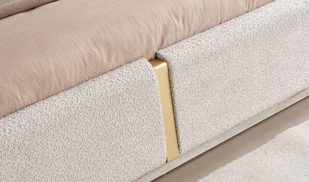 Prisman Bedstead and Headboard
