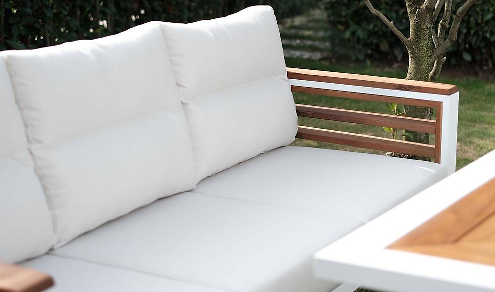 Nandy Garden Sofa Set