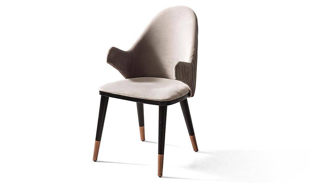 Mood Walnut Bronze Dining Room