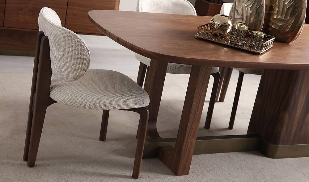 Igor Dining Room
