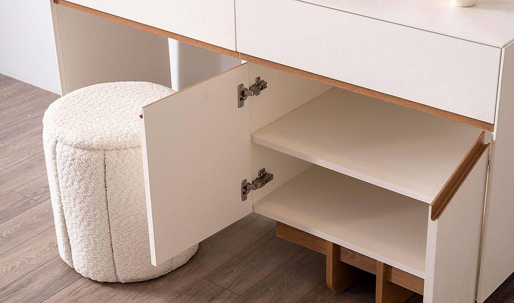 Vesta Bedroom - Corner Wardrobe