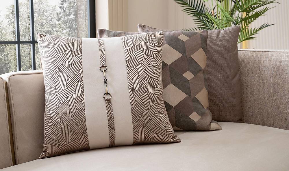 Alicent Sofa