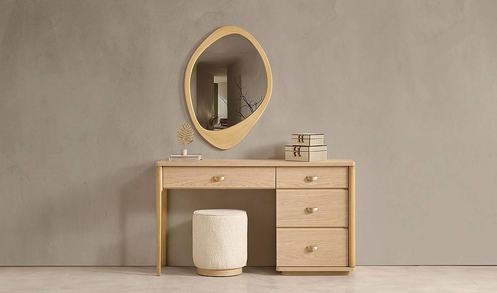 Lotus Dresser