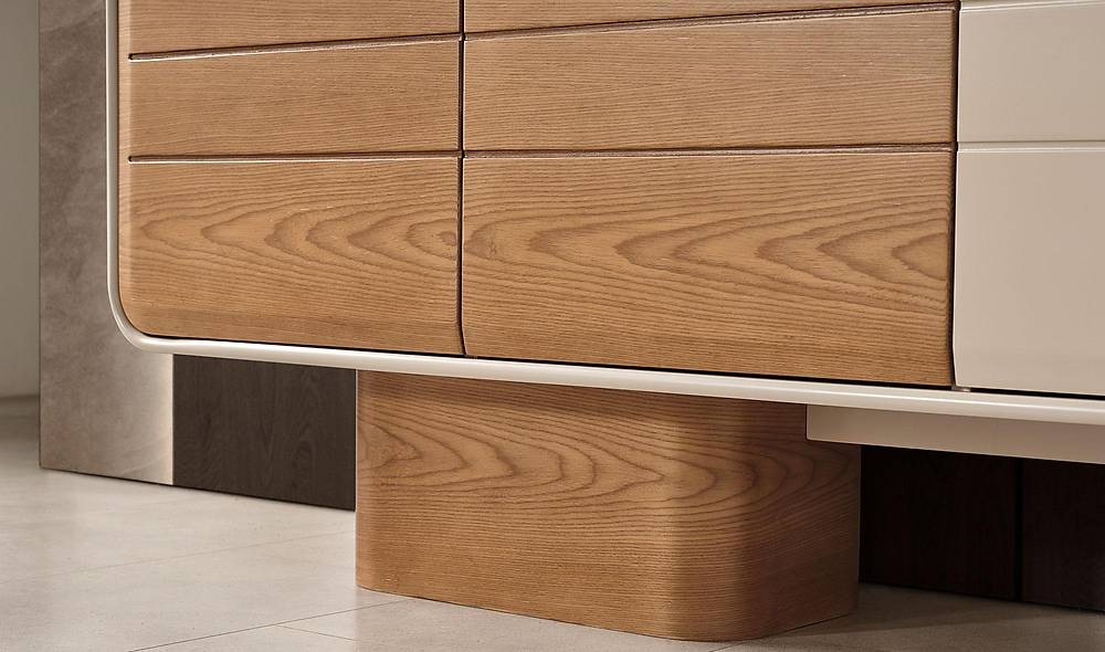 Maison Console - Walnut