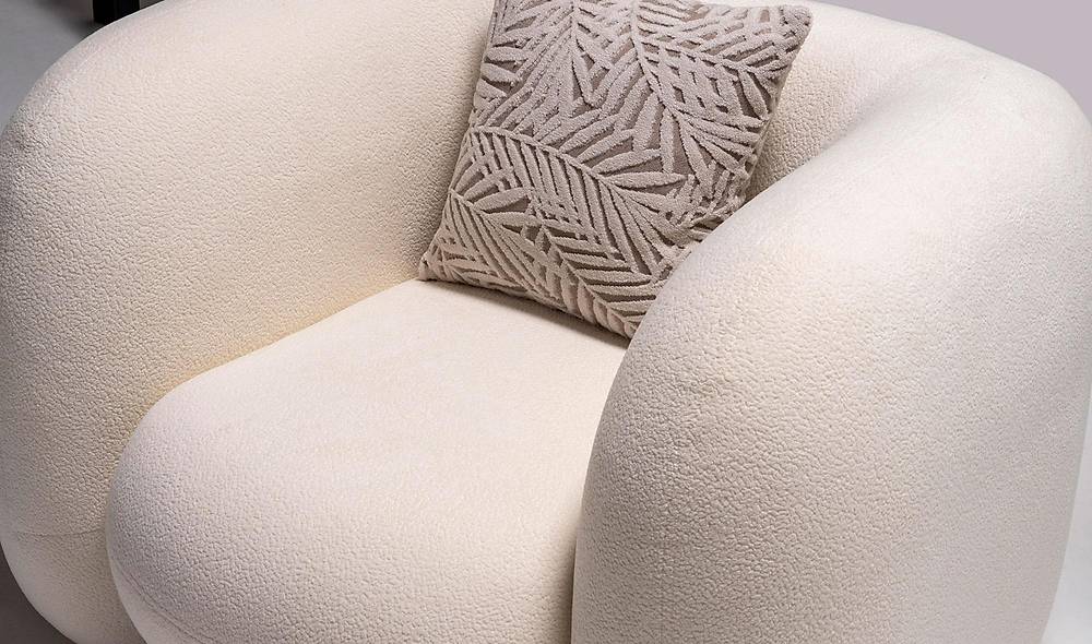 Nevena Sofa Set
