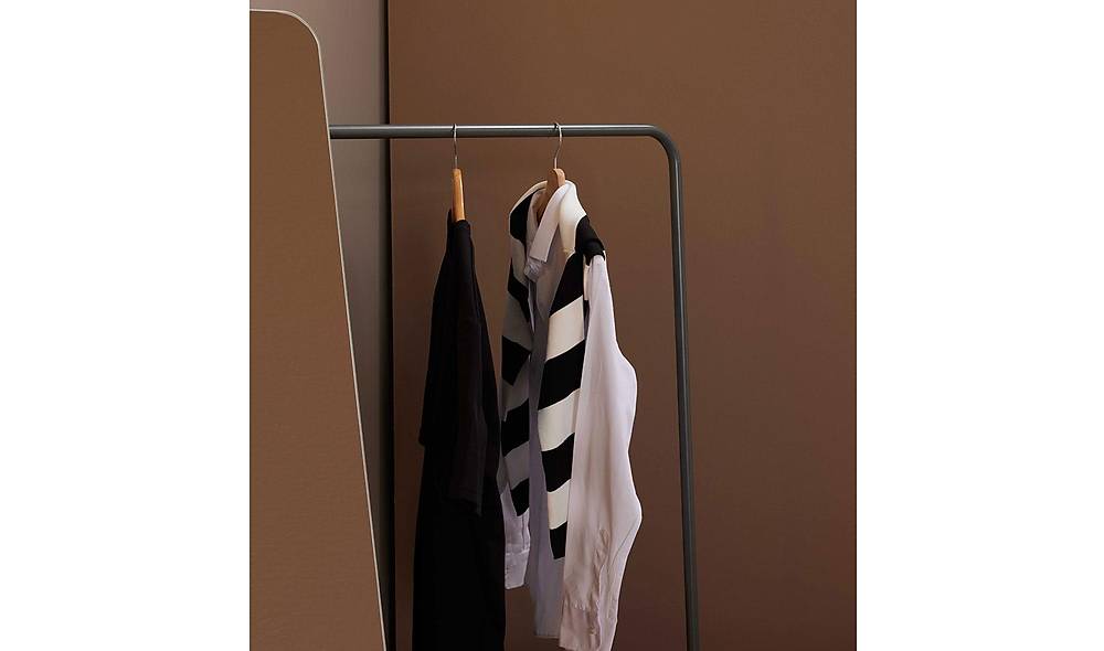 Fox Bedroom with Base - Corner Wardrobe