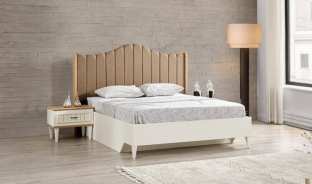 Estanze Bedroom with Base