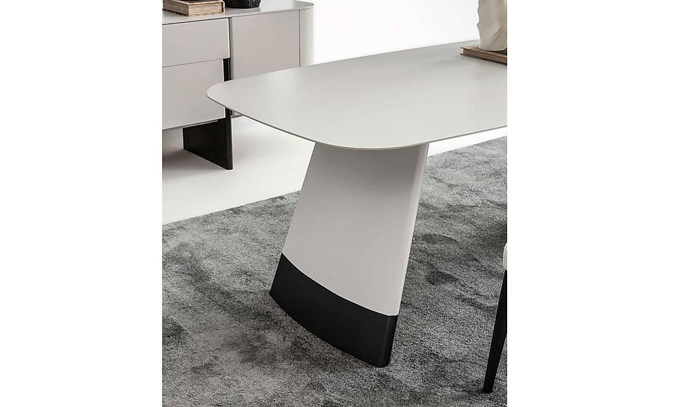 Penora Dining Room - Gray - Black