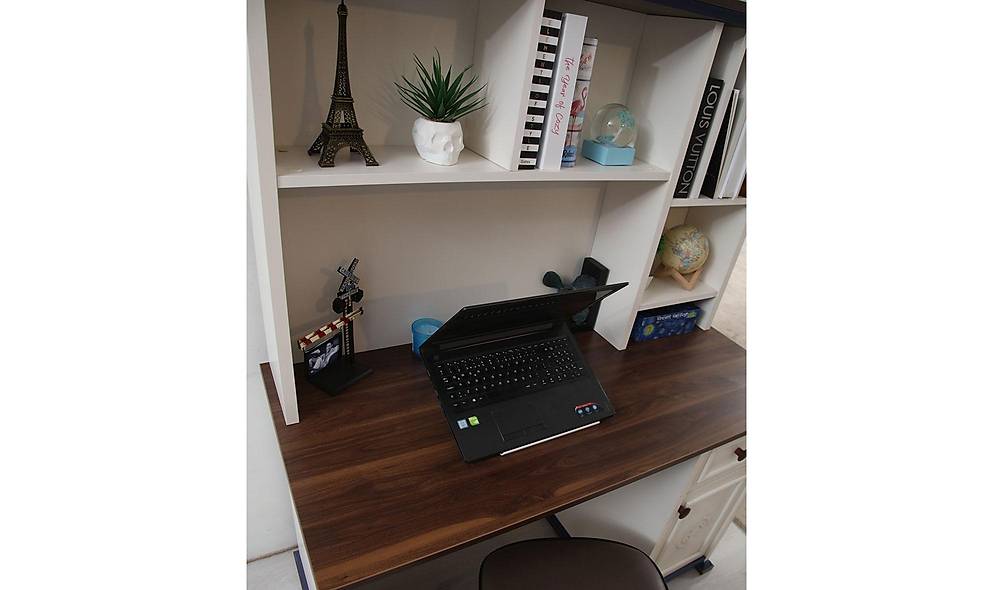 Ocean Study Desk