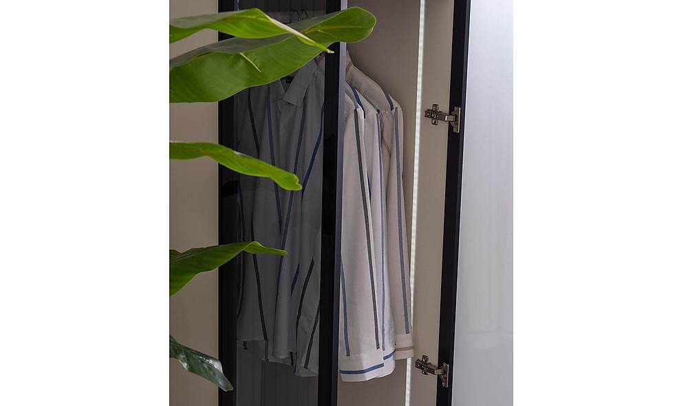 Rigel Bedroom - 6 Door