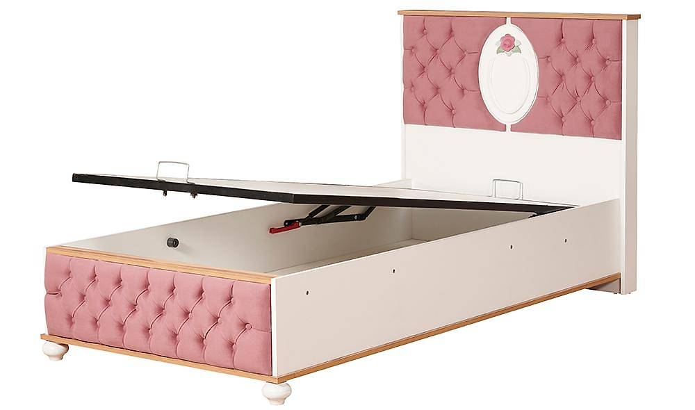 Gipsy Teen Room