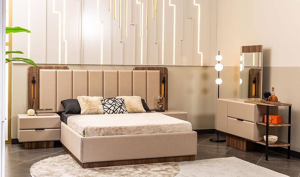 Valentina Base Bedroom