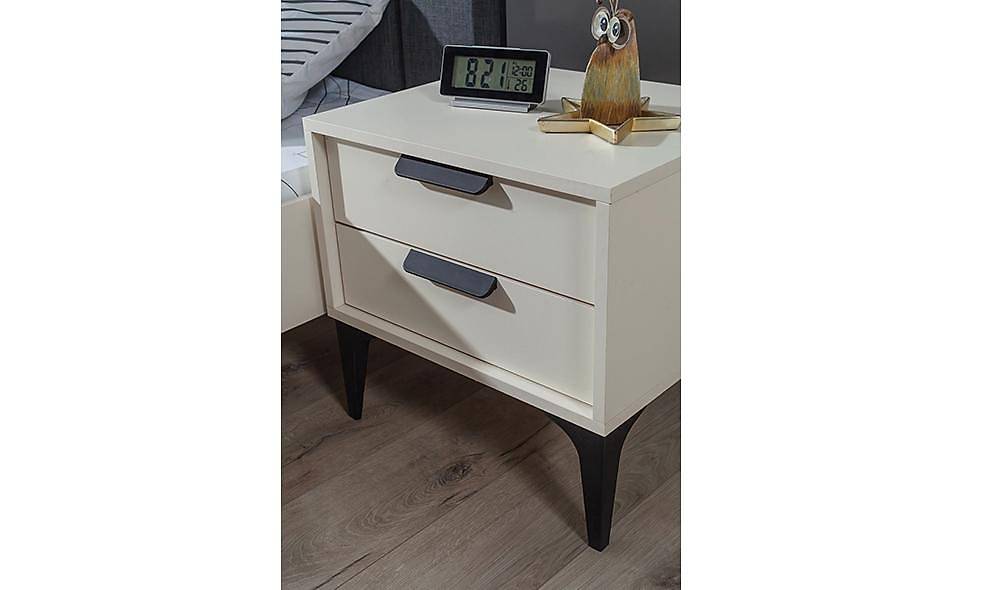 Newport Moonstone Teen Room
