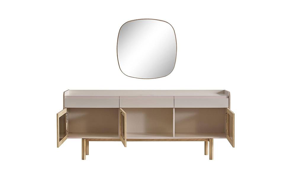 Bernette Console