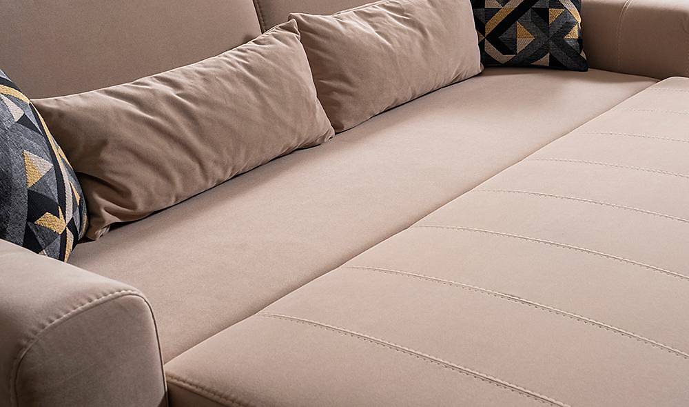 Fameno Sofa