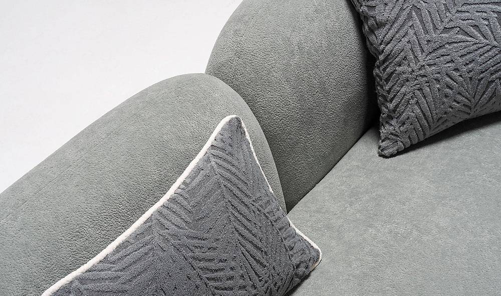 Nevena Sofa Set
