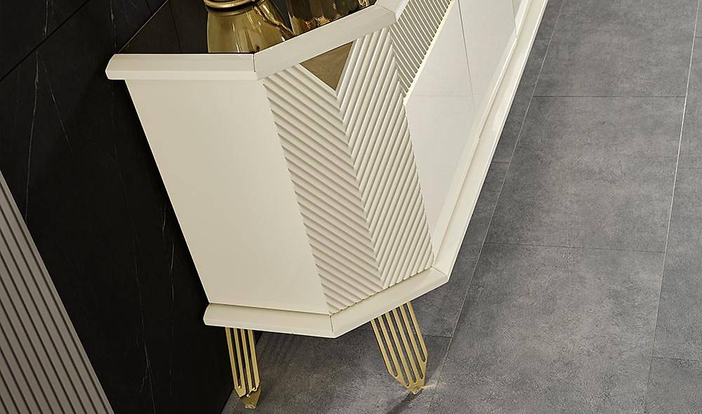 Suave Cream Dining Room