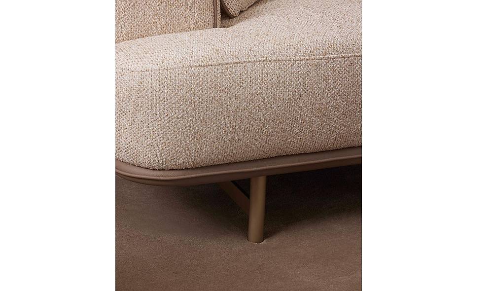 Nigozi Sofa Set
