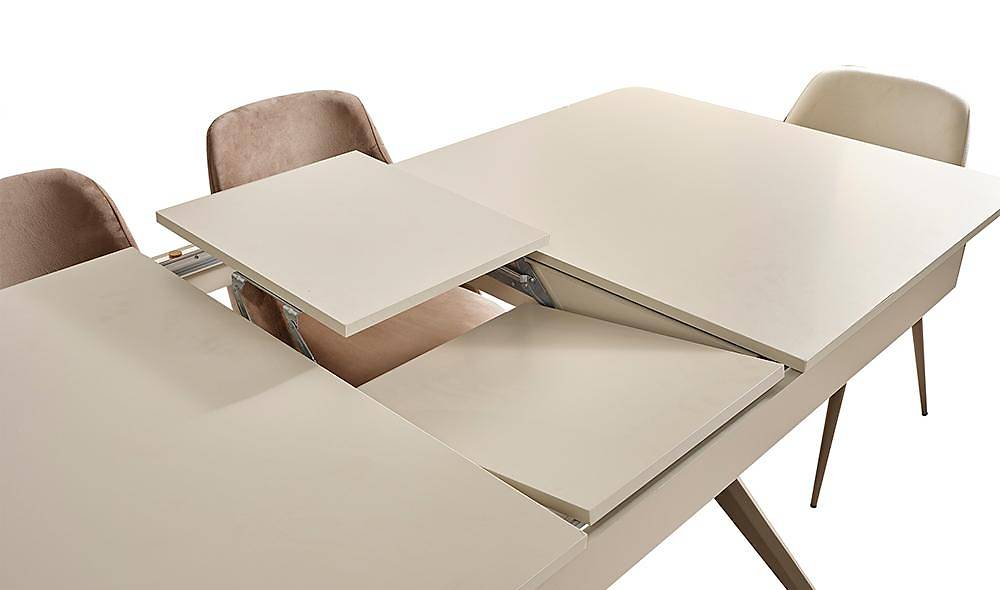 Claria Dining Room