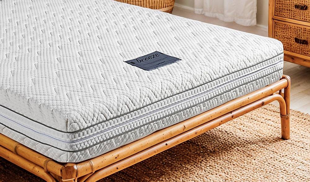 Yatsan New Breeze Latex Bed