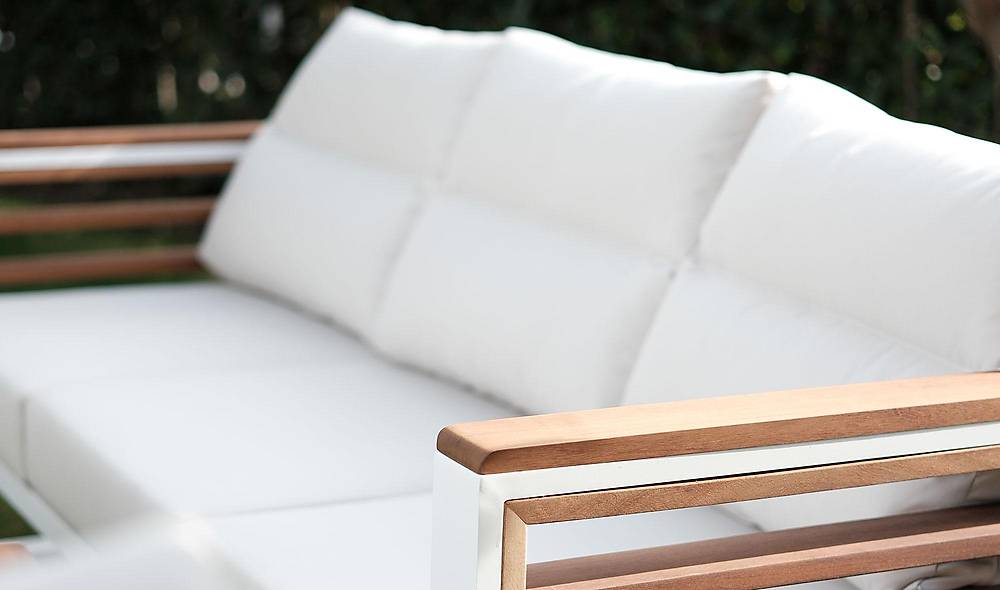 Nandy Garden Sofa Set