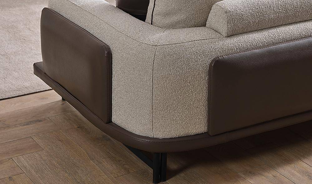 Gusto Sofa Set