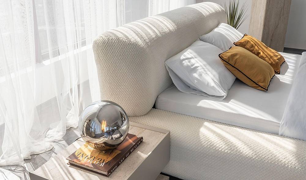 Levante Base Bedroom