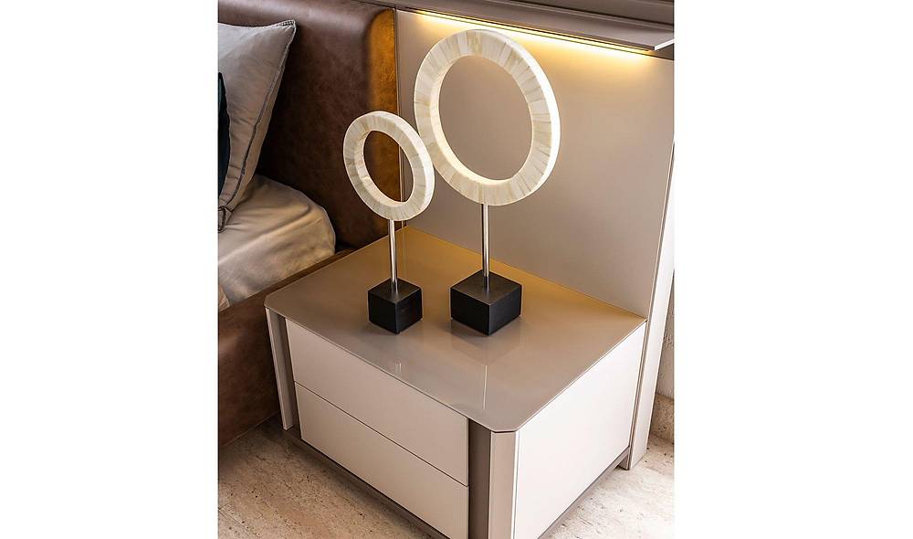Quantum Bedstead and Headboard