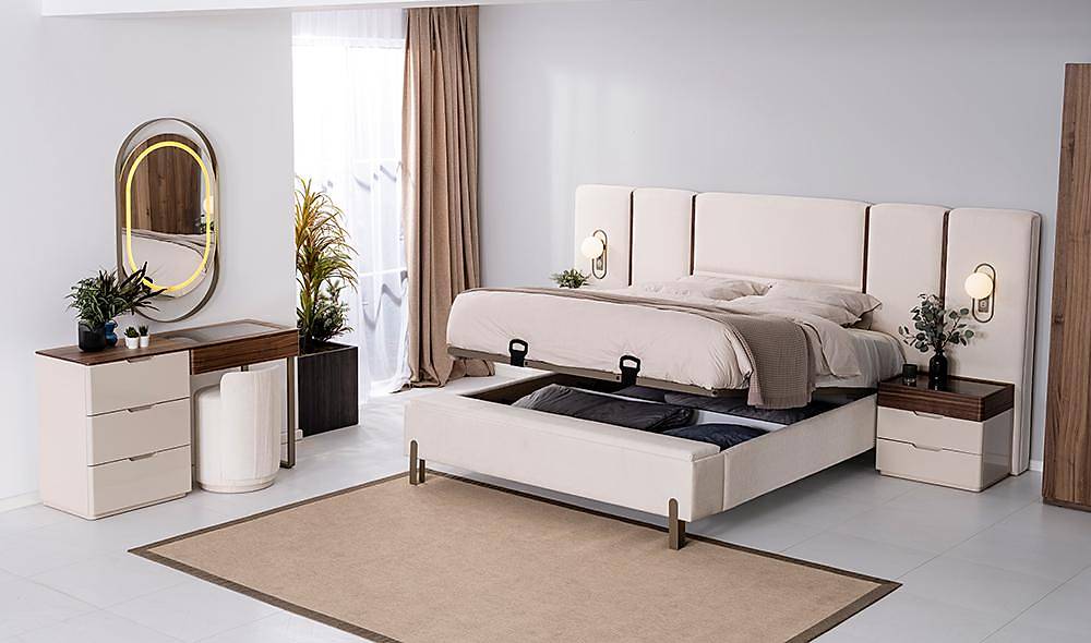 Ring Base Bedroom