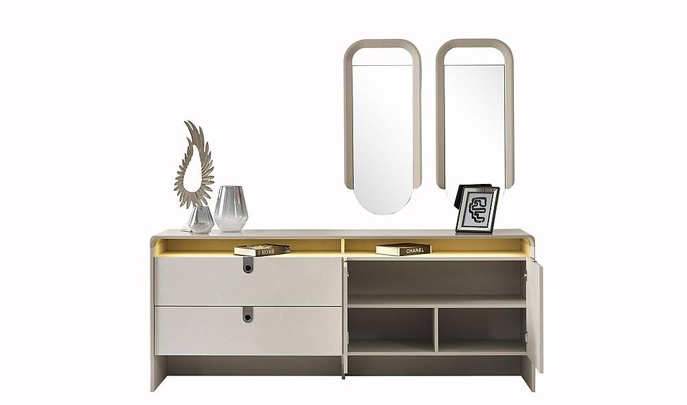 Mistral Dining Room