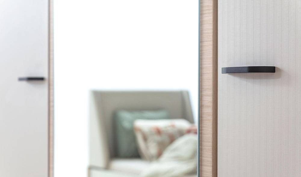 Ester Wardrobe - 3 Door