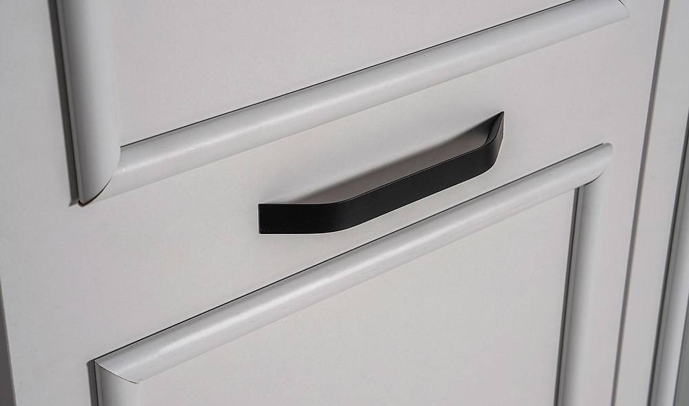 Alvin Wardrobe - 3 Door