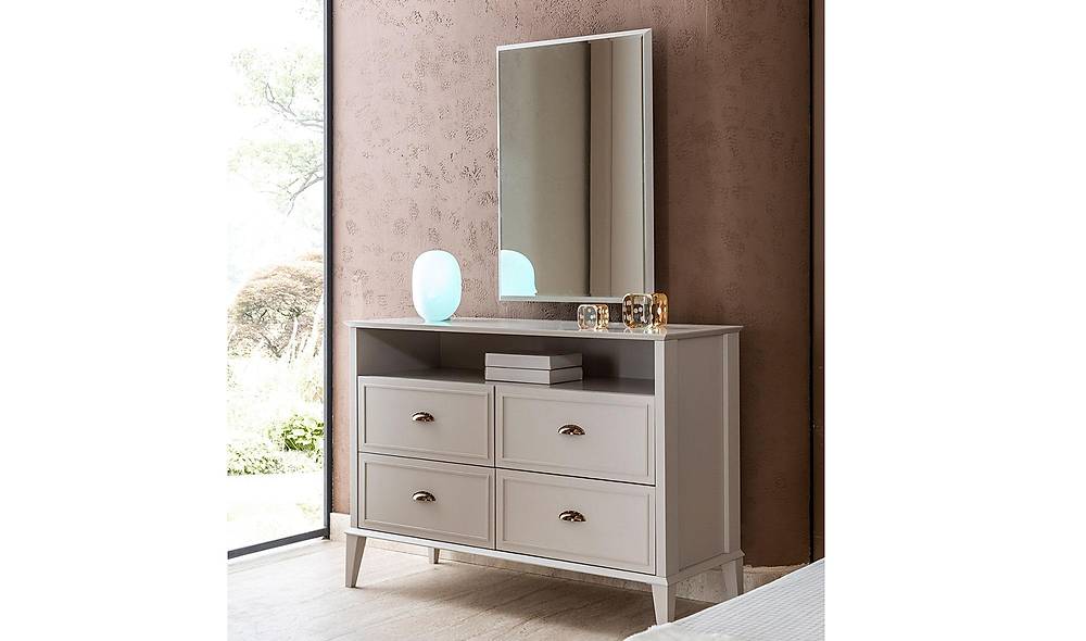 Helena Dresser