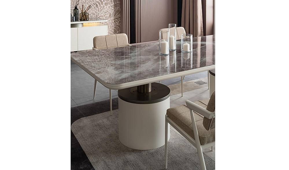 Perla Dining Room