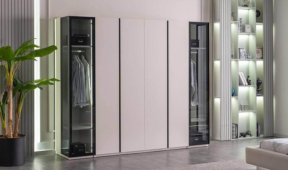 Rigel Bedroom - 6 Door