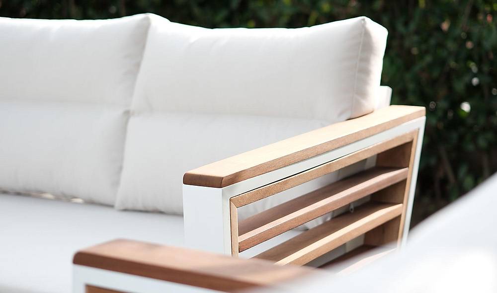 Nandy Garden Sofa Set