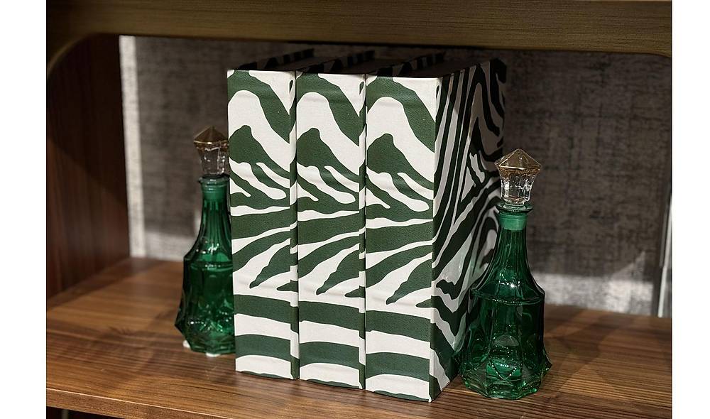 Green Wave Book Box - 1 Piece