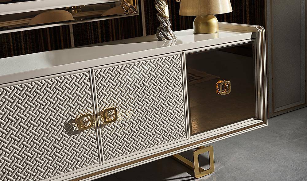Tiana Console - Gold