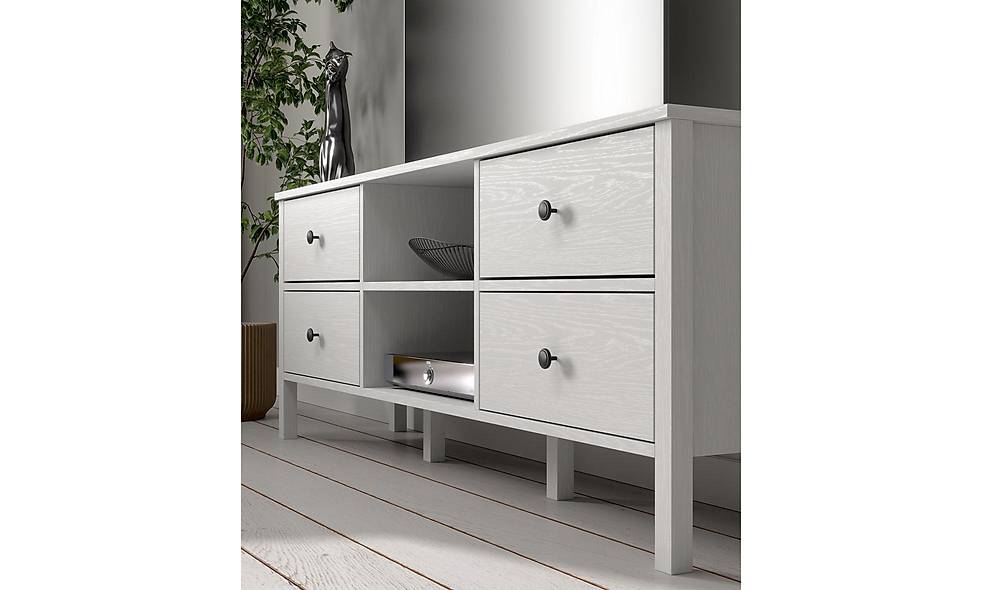 Berta Tv Stand - Shelved