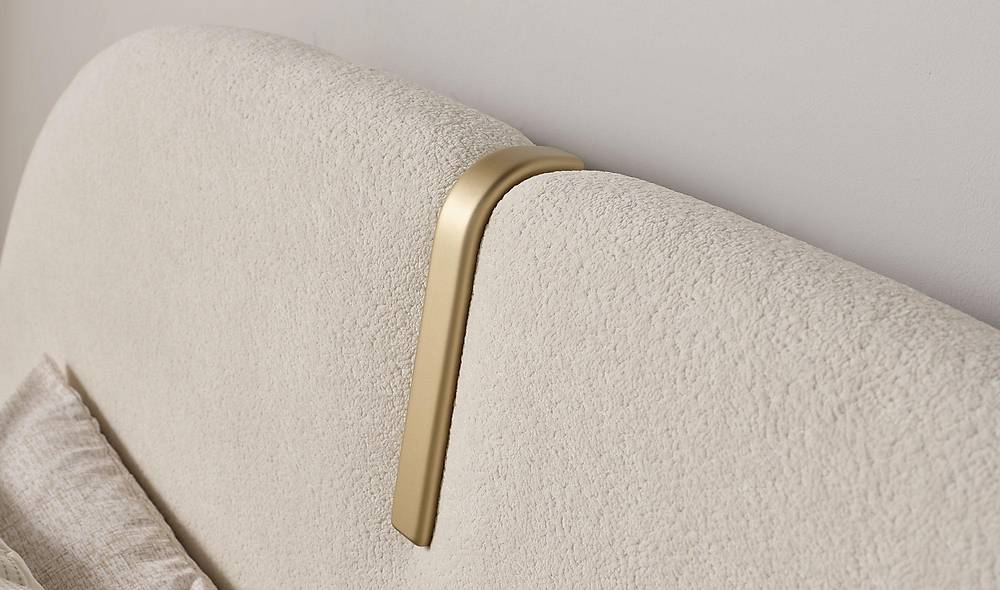 Hennes Bedstead and Headboard