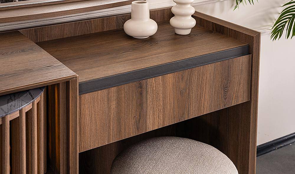 Montana Dresser - Walnut