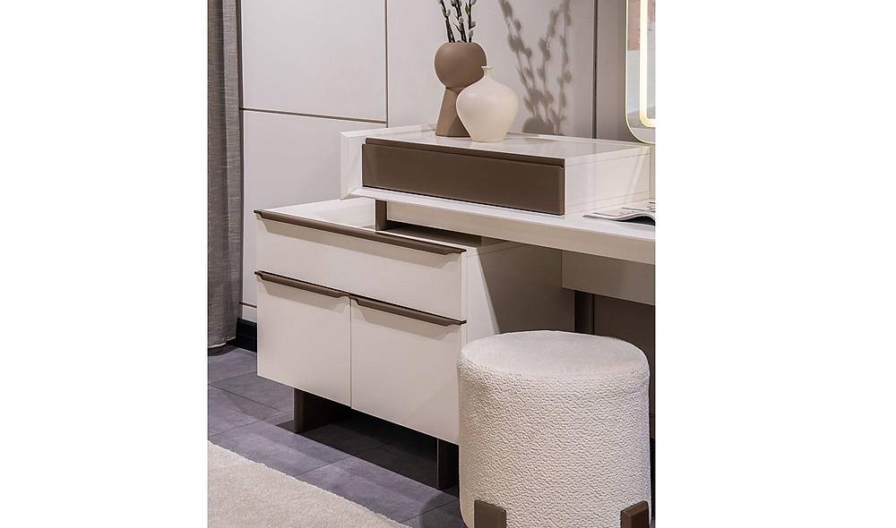 Minax Base Bedroom - 6 Door