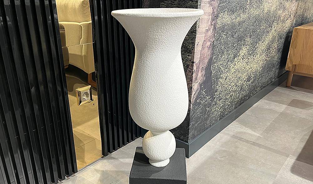 Single White Flower Pot - Small Size