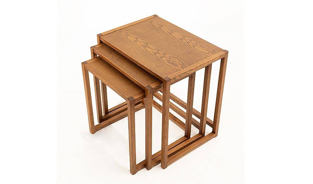 Perge Zigon Coffee Table - Walnut