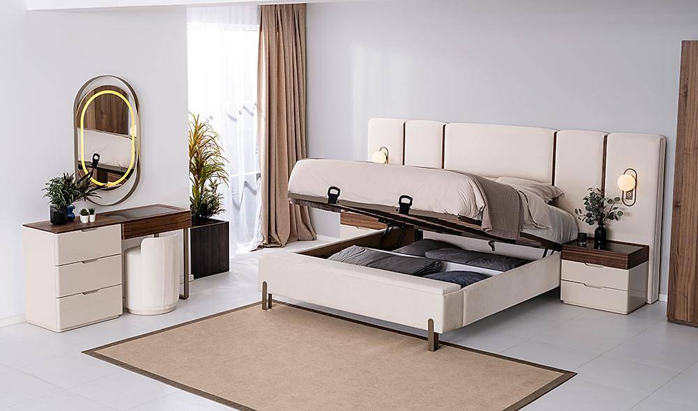 Ring Base Bedroom