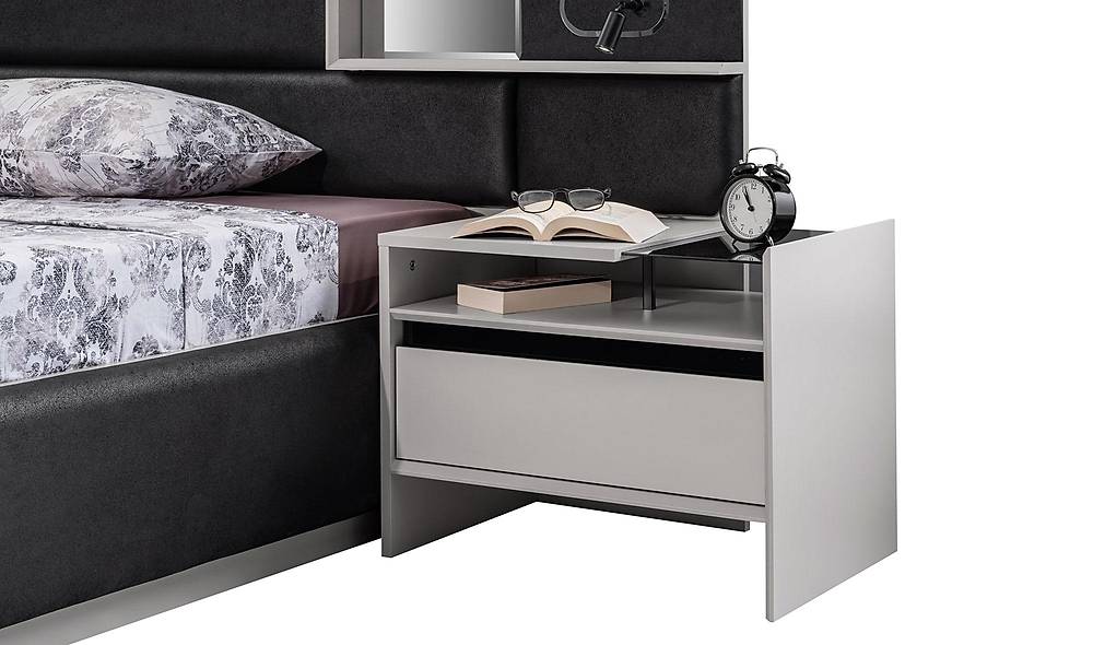 Lily Base Bedroom