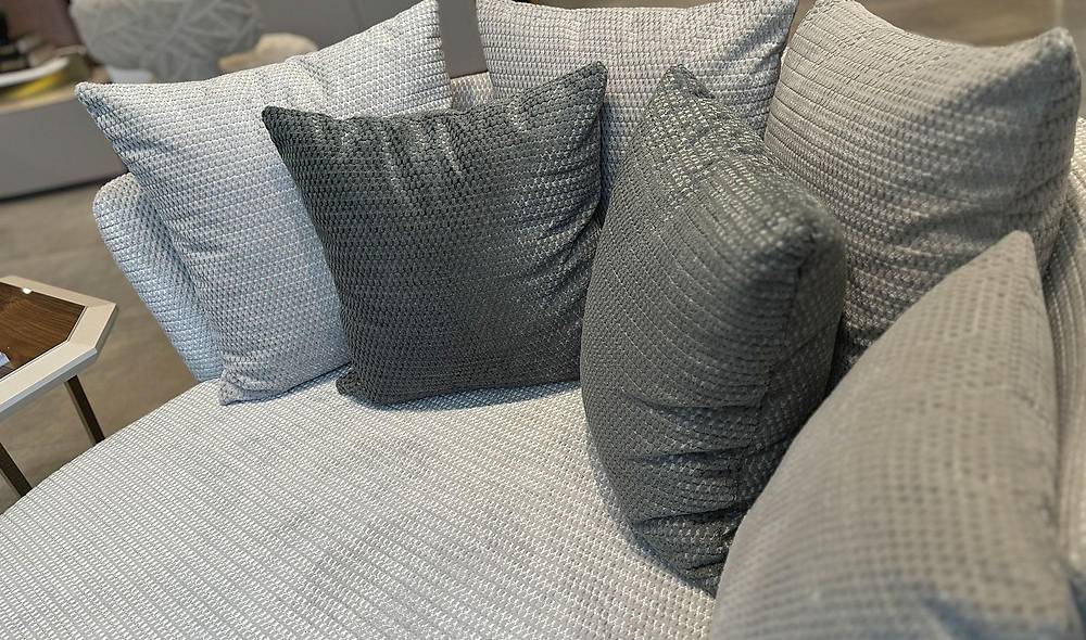 Mandu Resting Sofa - Beige